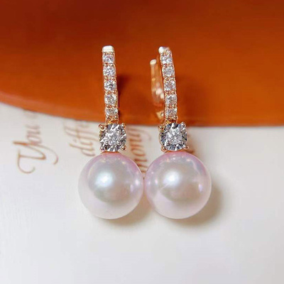 Pearl stone earpiece