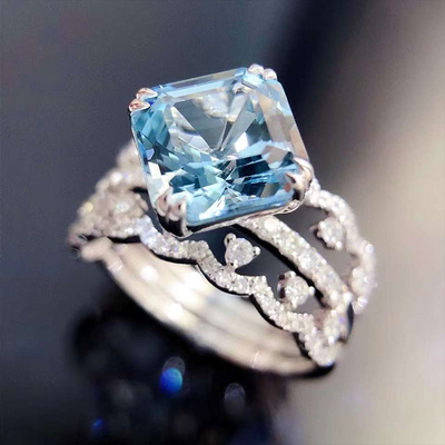 Luxury Square Sea Blue Treasure Finger