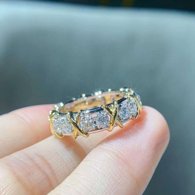 18k gold cross wisteria