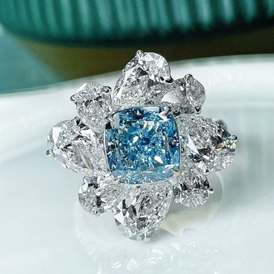 Luxury pear-shaped blue treasure &nbsp;ring